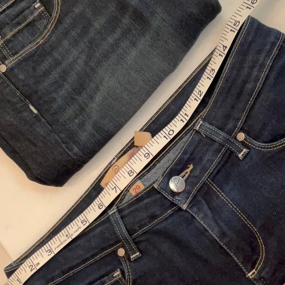 Jeans - Picture 12 of 16